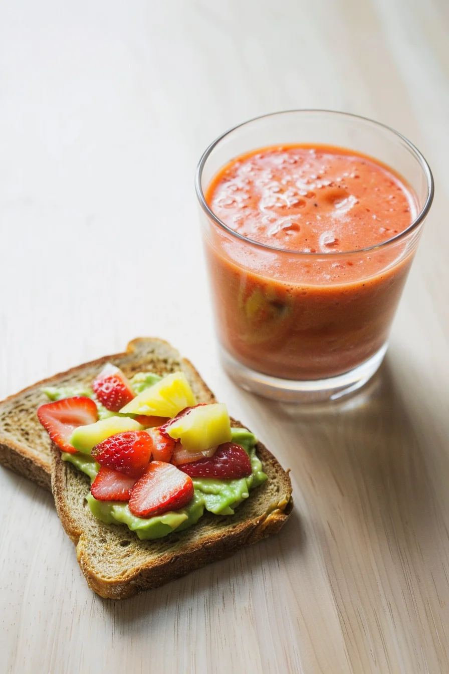 Serving suggestions for pineapple juice smoothie with strawberries.